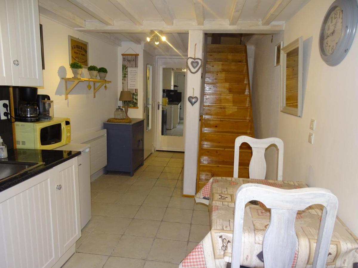 Les Gites Du Lavoir Remigny Eksteriør bilde